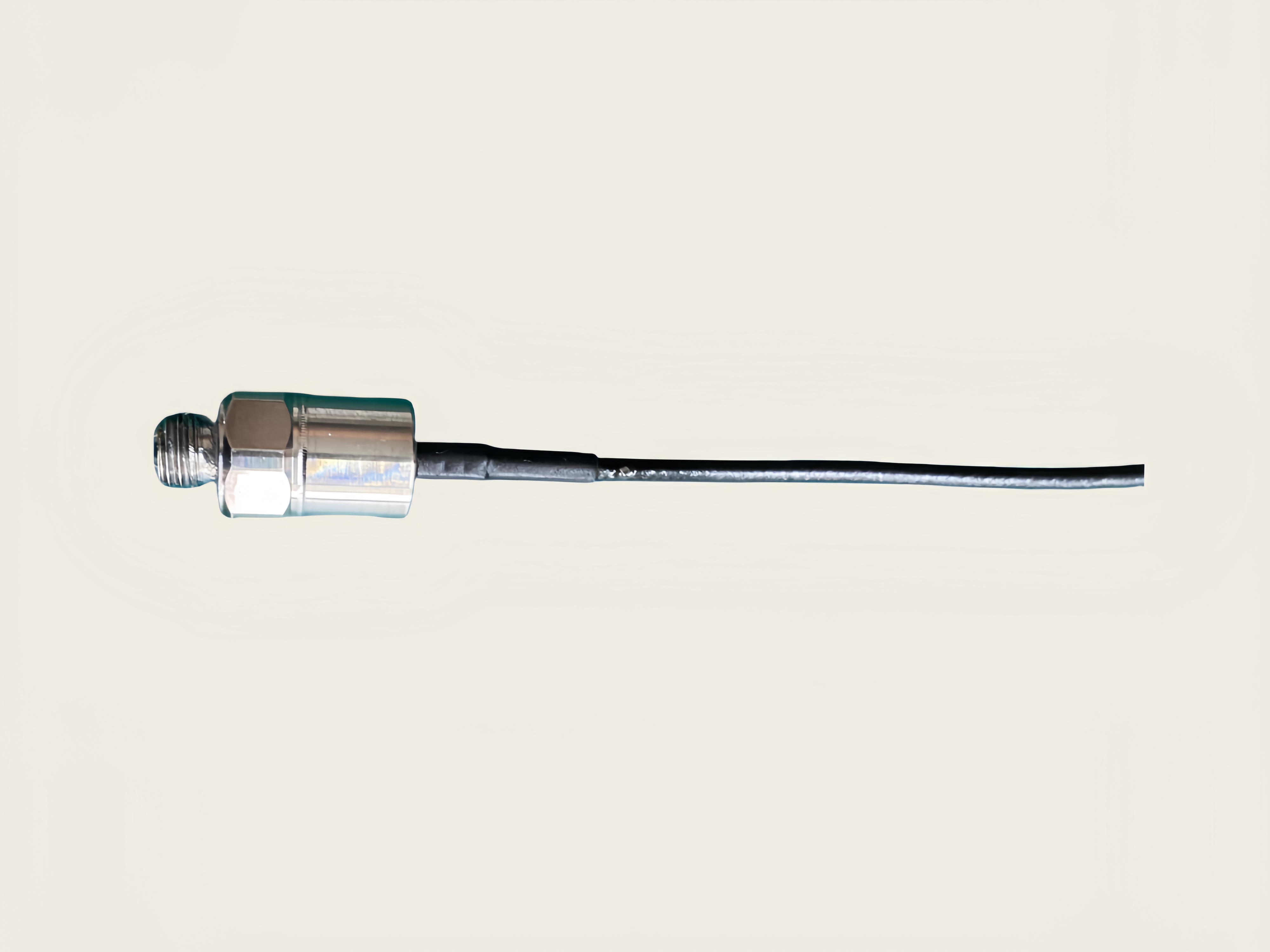 0.5—10万隔离型冲击传感器